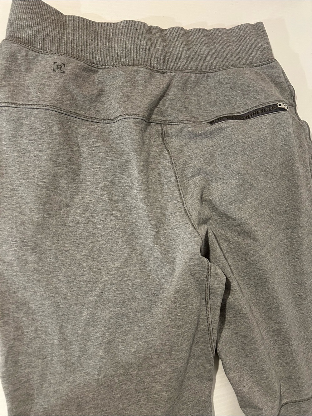 Men’s Lululemon jogger small